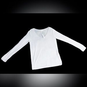 NWT**Women's Quiet Luxury Knit Top NWT